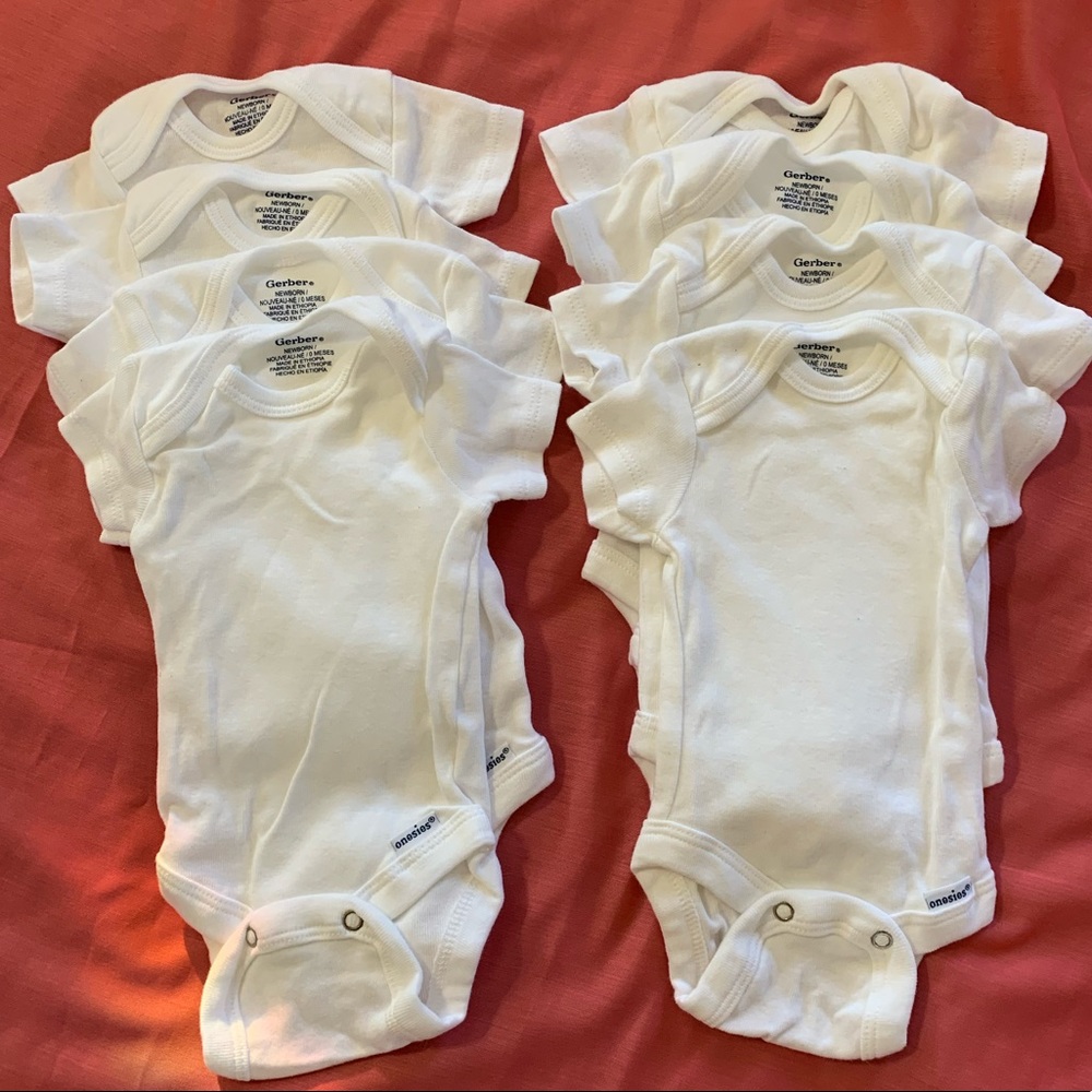 Carter’s / Gerber Newborn Mish-Mash Bundle - Picture 2 of 8